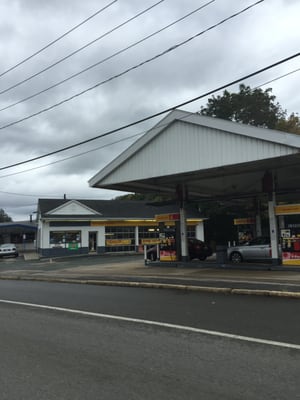 Westwood Shell -- 75 Providence Highway / Route 1, Westwood            Station & Store