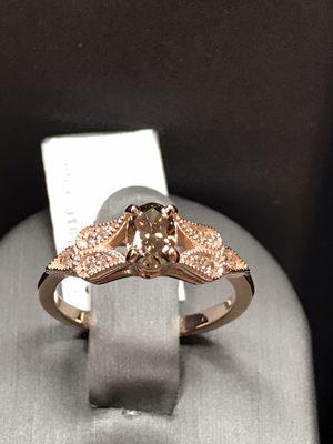 Chocolate diamond in 14k rose gold.