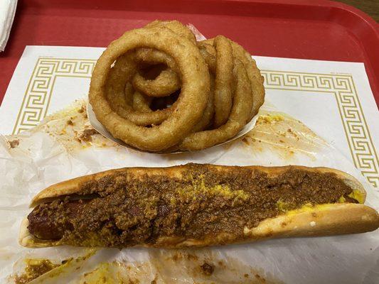 Footlong chili dog and onion rings