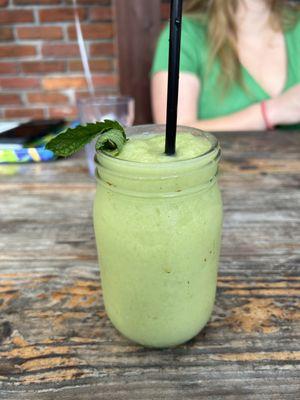 Avocado lime smoothie