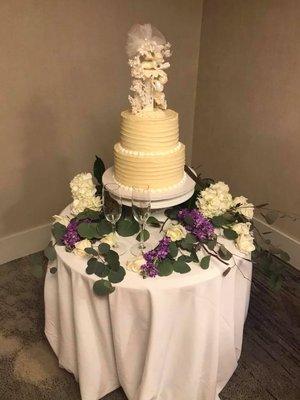 Jolie at Rouses/Juban's Crossing did a fantastic job on my parent's 50th wedding anniversary cake! The topper is from 1968! Thanks Y'all!