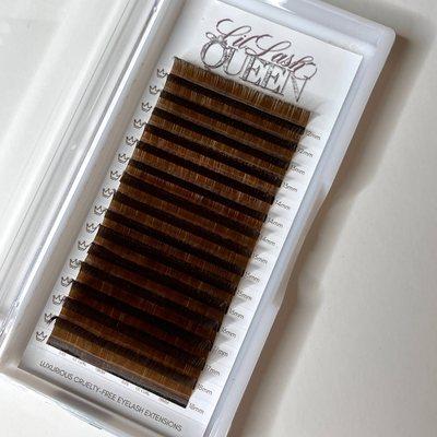 Our brown colored lash tray