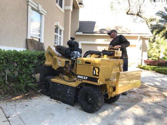 Stump grinder