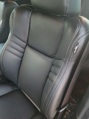 DODGE CHARGER- OEM MATCH. BLACK LEATHER, COMBO PERF AND TITANIUM STITCH