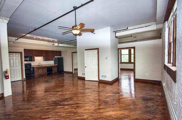 Open Plan Living Room/Kitchen