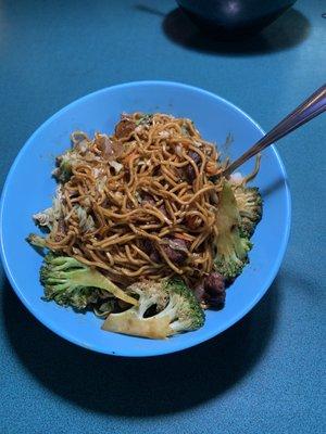 Fresh beef broccoli yakisoba