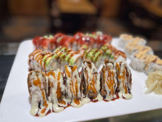 Volcano roll, Dinosaur Roll, Lucky Roll