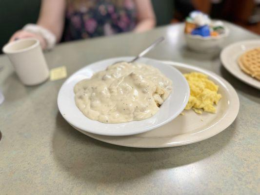 The Hungry Fox Restaurant & Country Store