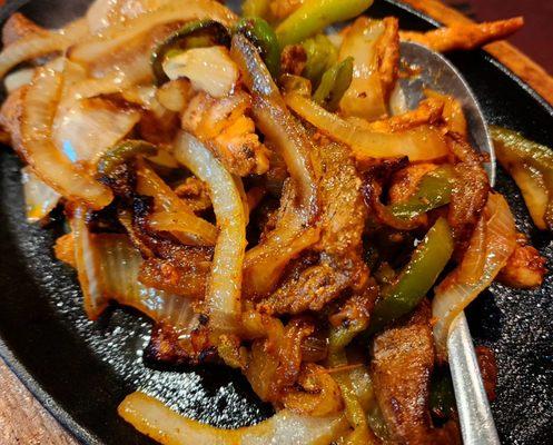 Fajitas. Beef and chicken.