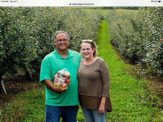 Domingo and Elizabeth welcome you to Maple Ridge Orchard!