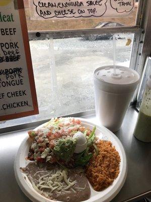 Enchiladas De Pollo with large Horchata