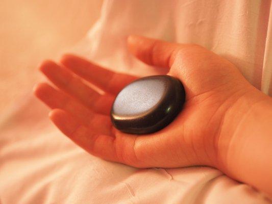 Restore your balance with hot stone!