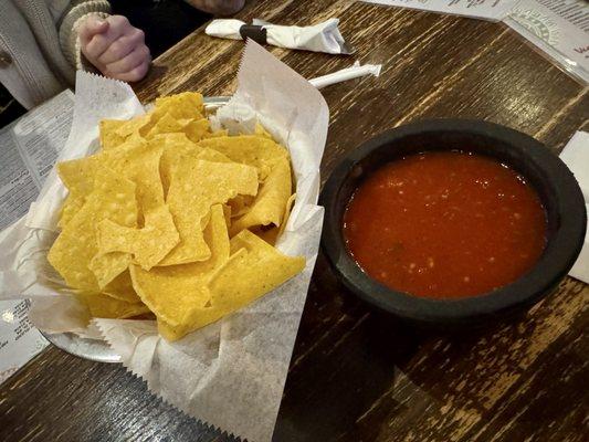 Complimentary chips & salsa