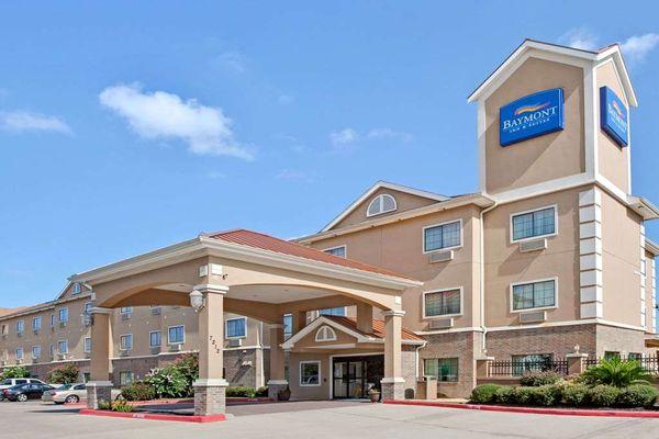 Welcome to the Baymont Inn and Suites Baytown