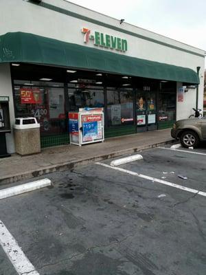 7 11 "My second home"