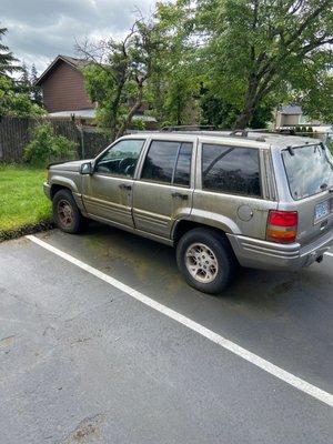 Abandoned cars left my relatives of manager.