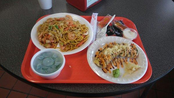 Shrimp Lo Mein, Seaweed Salad, Southside Roll.