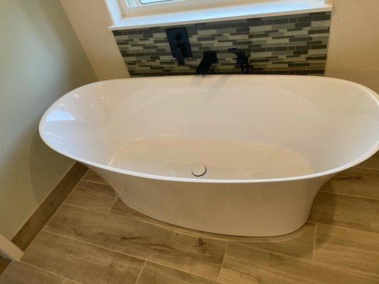 Free standing tub install