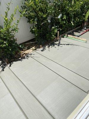 Concrete with bands