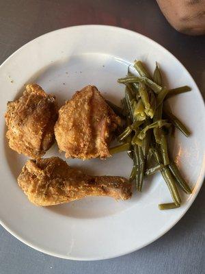 Fried Chicken with 3 Vegetables ( Mac and cheese came on other plate)