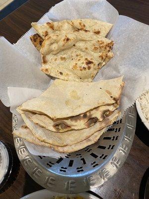 garlic nann and tandori roti