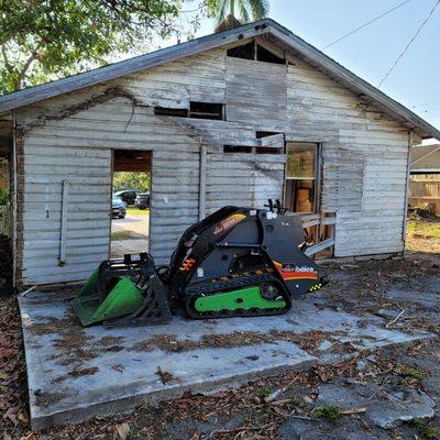 Bradenton One story Wood frame Garage  Wrecked hauled away April 25, 2023