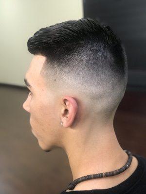 Mid-fade Crispy  Ask for Maestro  https://squareup.com/appointments/book/AEC220JEJ7A49/maestro-inc-placentia-ca