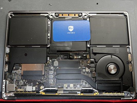 MacBook pro 13 A1708 screen replacement