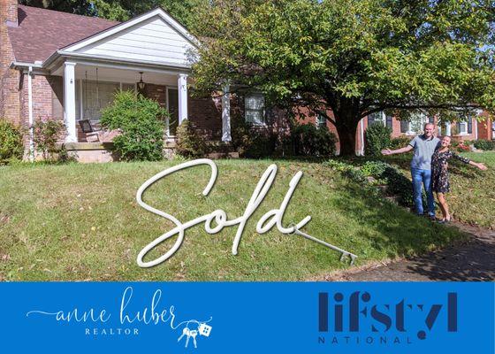 Sold by Anne Huber, Lifstyl National