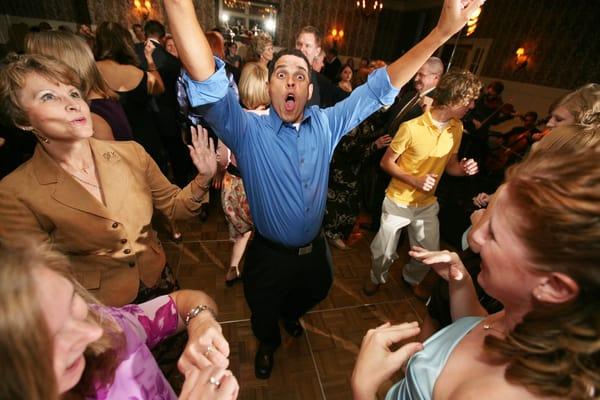 Steve rocking out at a Green Pastures Wedding in 2008 http://celebratewithstringsattached.com