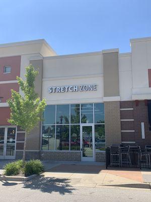 Front Entrance located next to Bar Louise, outside the Brookfield Square Mall.