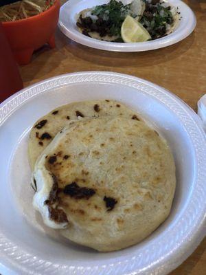 Cheese pupusa