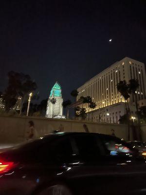 Taxi service to Downtown Los Angeles