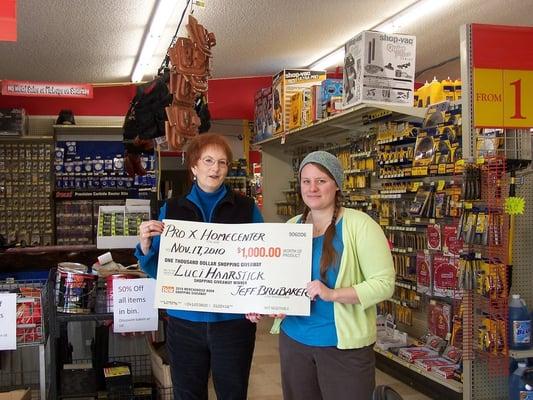 Our last $1000.00 dollar winner! (On the left)