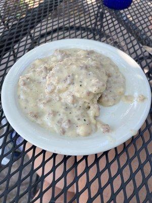 Biscuit and gravy