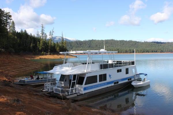 59 XT Forever Resorts houseboat with runabouts for fishing and exploring