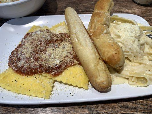 Ravioli and fettuccine Alfredo