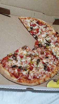 Thin crust veggie