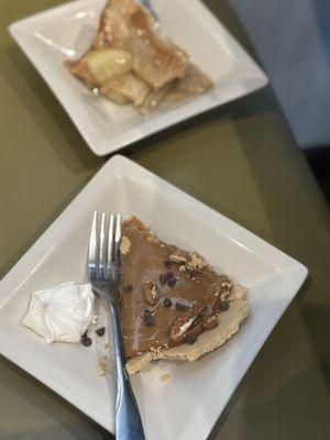 Ooey Gooey Caramel Pie - Slice