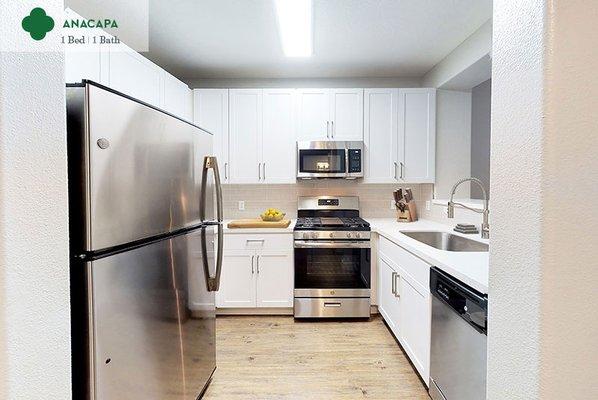 Anacapa - kitchen at Mission Hills Apartment Homes