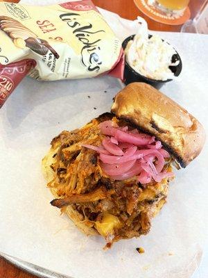 Pulled Pork Sandwich 10/10