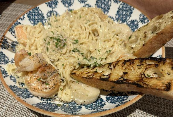 Seafood pasta