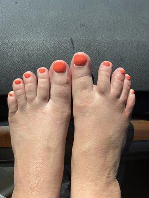 Gel pedicure after about 1.5 weeks (after 1 full week on the beach)