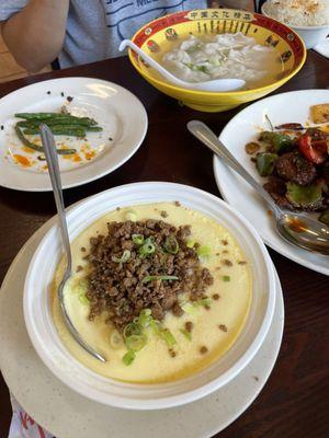 Wonton soup and steamed egg with minced pork