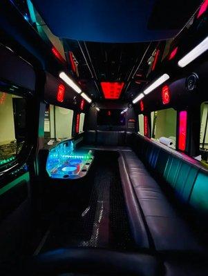 Cypress HBO Limo and Party Bus