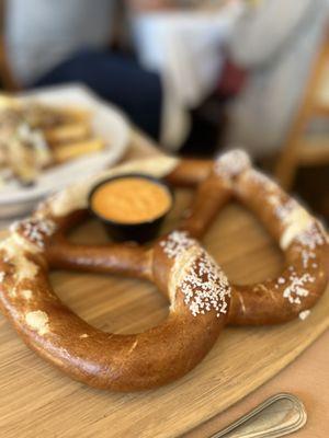 Giant pretzel w/obatzda