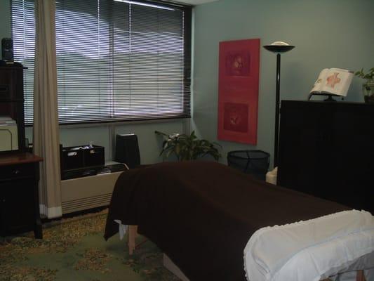 Soothing treatment rooms for clinical massage and bodywork