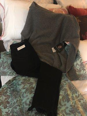 Black AG Farrah skinny ankles & a perfect transitional Dana Stein cashmere sweater