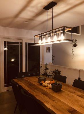 Custom chandelier lighting