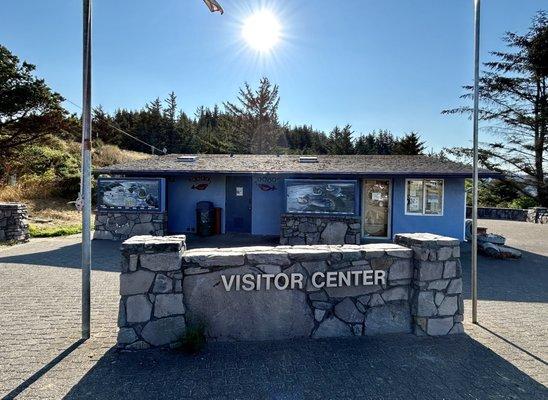 Battle Rock has this Visitor Center but it was closed for Sunday morning at 9am.